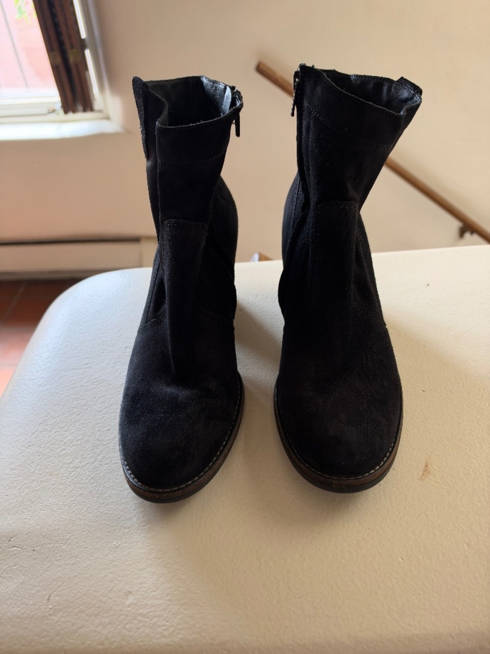 PAUL GRREN Black Suede Ankle Boots